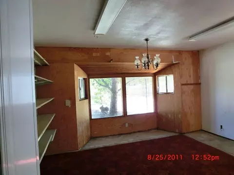 2832 Heather, Redding, CA 96002 photo 5