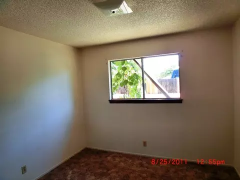 2832 Heather, Redding, CA 96002 photo 11