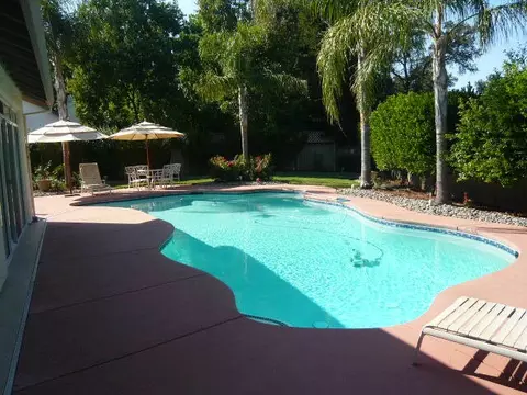 2384 Templeton Dr, Redding, CA 96002 photo 3
