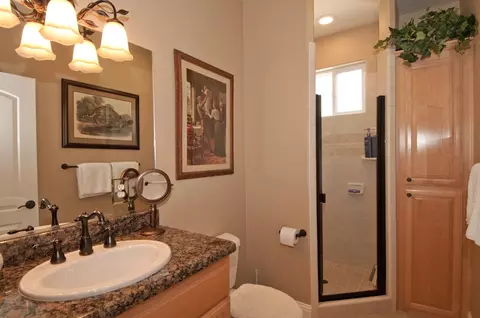 2384 Templeton Dr, Redding, CA 96002 photo 20