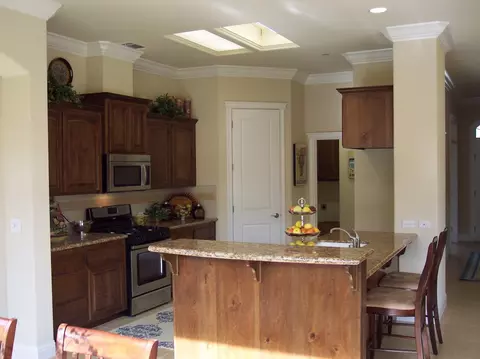 635 Mill Valley Pkwy, Redding, CA 96003 photo 6