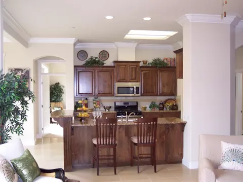 635 Mill Valley Pkwy, Redding, CA 96003 photo 4