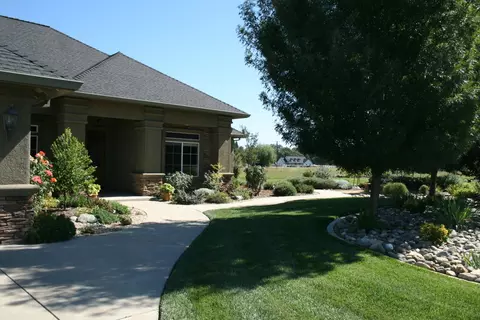19870 Holstein Ln, Redding, CA 96002 photo 25