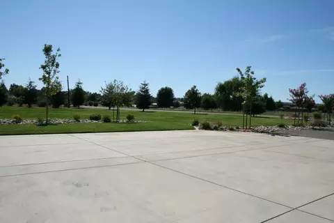19870 Holstein Ln, Redding, CA 96002 photo 37