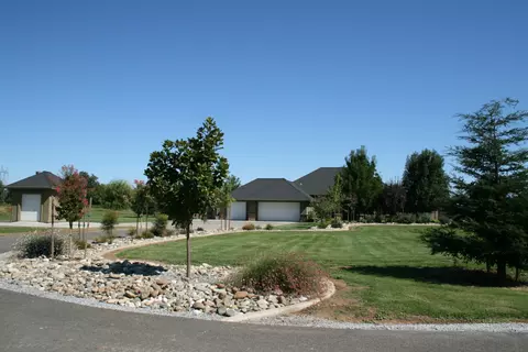 19870 Holstein Ln, Redding, CA 96002 photo 44