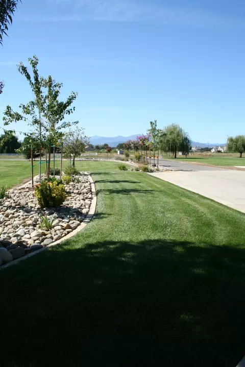 19870 Holstein Ln, Redding, CA 96002 photo 29