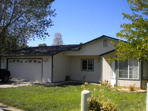 825 Jefferson Ct, Redding, CA 96002 photo 1
