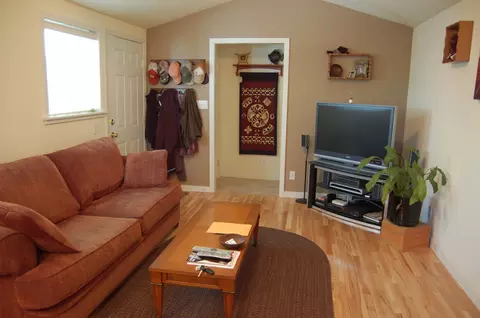 945 West, Redding, CA 96001 photo 2