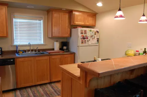 945 West, Redding, CA 96001 photo 3