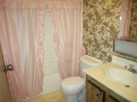 9945 Old Oregon Trl, Redding, CA 96003 photo 10
