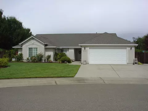 2710 Gemstone Ct, Redding, CA 96001 photo 1