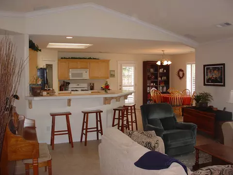 2710 Gemstone Ct, Redding, CA 96001 photo 3