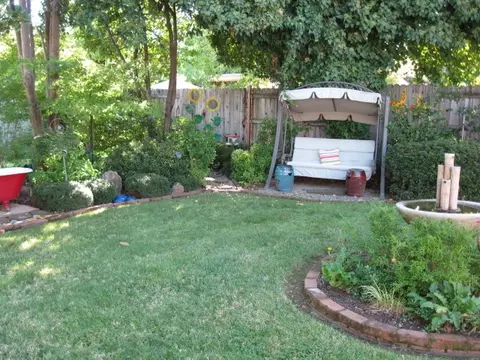 2035 Verda St, Redding, CA 96001 photo 13