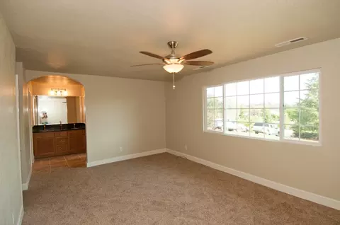 16049 Plateau Cir, Redding, CA 96001 photo 12