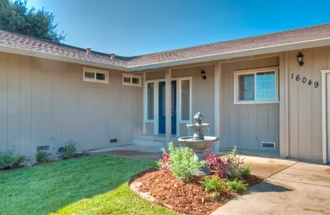 16049 Plateau Cir, Redding, CA 96001 photo 2