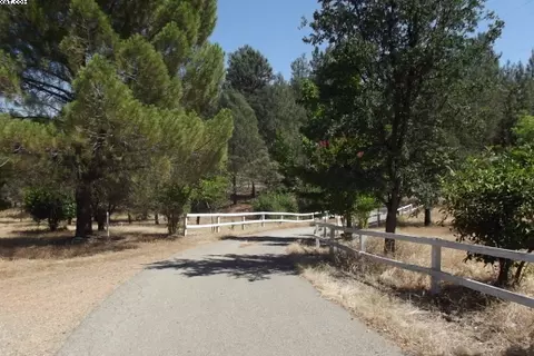 11990 Hardpan Ln, Redding, CA 96003 photo 6