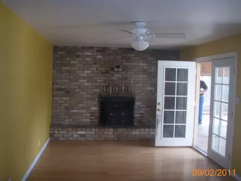 1271 Ledell, Redding, CA 96002 photo 2
