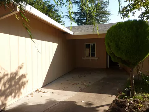 3569 Lagoon, Redding, CA 96001 photo 2