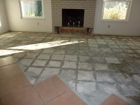 1079 Pineland, Redding, CA 96002 photo 4