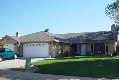 3925 Meadow Oak Way, Redding, CA 96002 photo 1