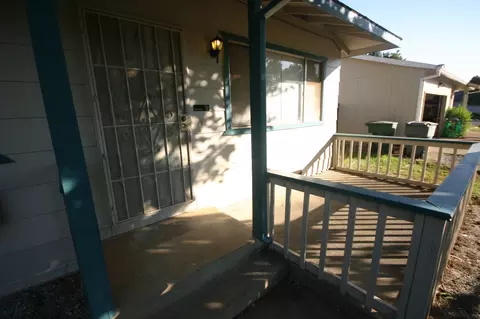 2472 Corona St, Redding, CA 96002 photo 3