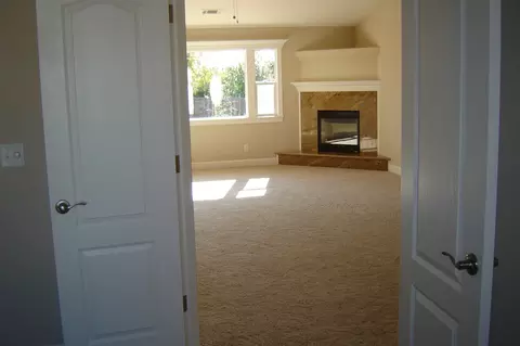 2995 Sierra Madre Dr, Redding, CA 96002 photo 6
