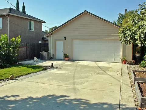 2111 California St, Redding, CA 96001 photo 13