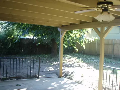 2877 Pernie Trl, Redding, CA 96001 photo 7