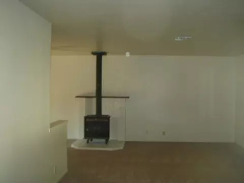 2877 Pernie Trl, Redding, CA 96001 photo 3