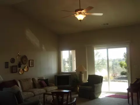 1043 Snowcap Trl, Redding, CA 96003 photo 5