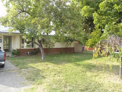 4422 E Bonnyview Rd, Redding, CA 96001 photo 2