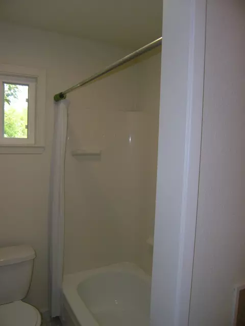4422 E Bonnyview Rd, Redding, CA 96001 photo 9