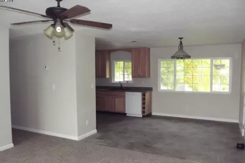3433 Daisy St, Anderson, CA 96007 photo 3