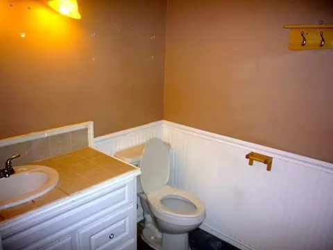 3289 Adams Ln, Redding, CA 96002 photo 7