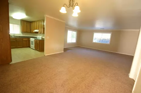 2611 Ely Ln, Redding, CA 96001 photo 4