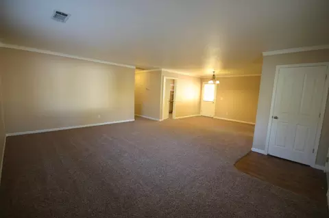 2611 Ely Ln, Redding, CA 96001 photo 2