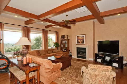 15190 Middletown Park, Redding, CA 96001 photo 11