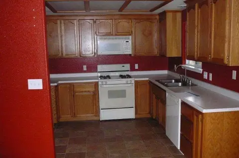 17663 Cowgill Ln, Redding, CA 96003 photo 4