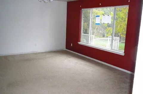 17663 Cowgill Ln, Redding, CA 96003 photo 2