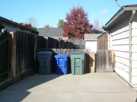 1920 Carleton St, Redding, CA 96002 photo 2