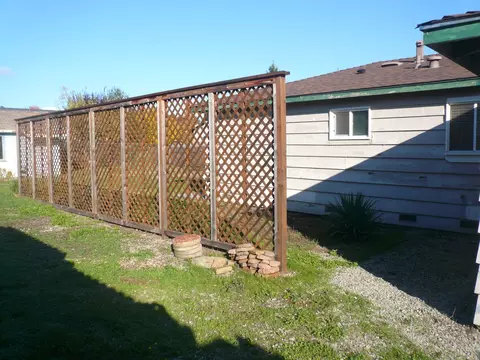 1920 Carleton St, Redding, CA 96002 photo 5
