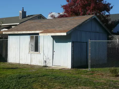 1920 Carleton St, Redding, CA 96002 photo 7