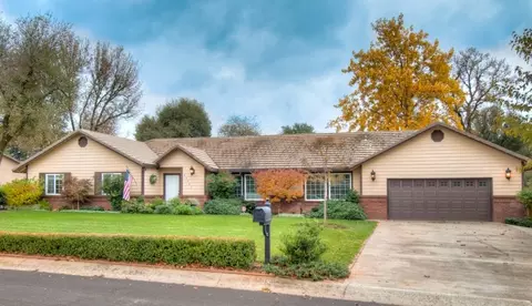 20407 Greenview Dr, Redding, CA 96002 photo 2