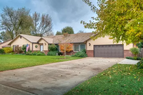 20407 Greenview Dr, Redding, CA 96002 photo 3