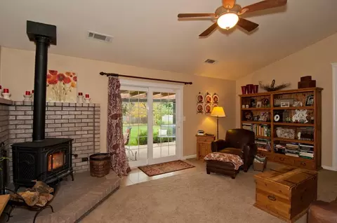 20407 Greenview Dr, Redding, CA 96002 photo 13