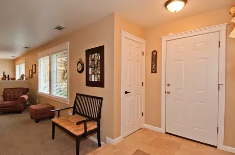 20407 Greenview Dr, Redding, CA 96002 photo 5