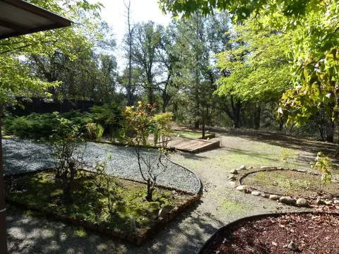 2465 Howard Dr, Redding, CA 96001 photo 20