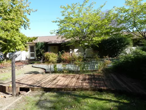 2465 Howard Dr, Redding, CA 96001 photo 18