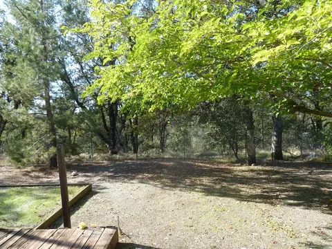 2465 Howard Dr, Redding, CA 96001 photo 19