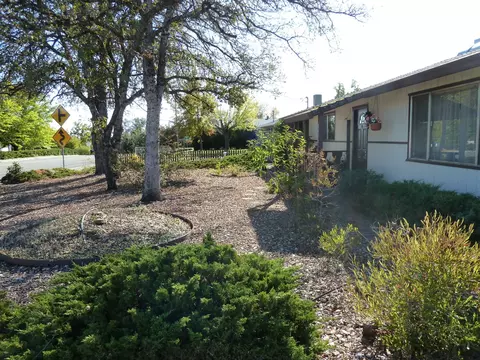 2465 Howard Dr, Redding, CA 96001 photo 5